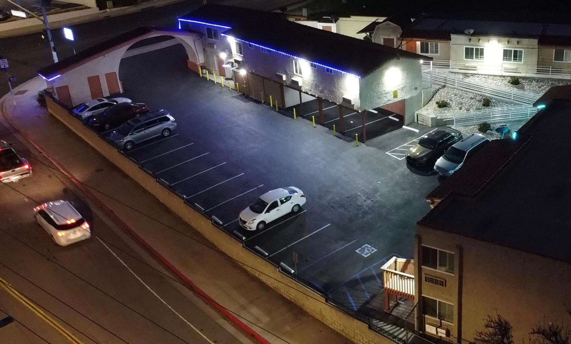 New American Inn & Suites Ориндж Екстериор снимка